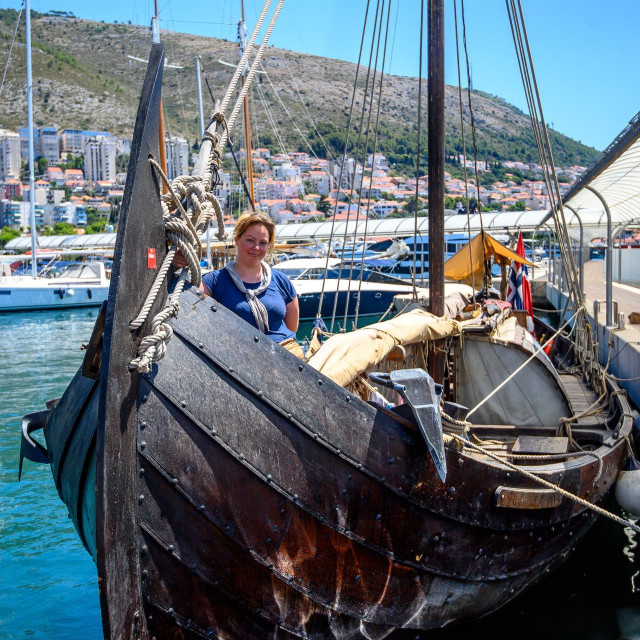 &lt;p&gt;Vikinški brod Saga Farmann u Dubrovniku&lt;/p&gt;