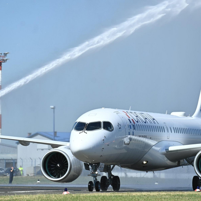 &lt;p&gt;Doček Airbusa u zagrebačkoj zračnoj luci&lt;/p&gt;