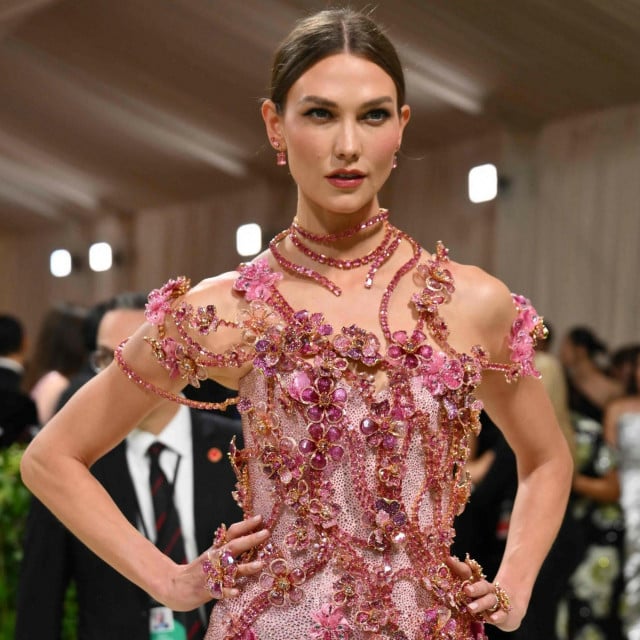 &lt;p&gt;Karlie Kloss&lt;/p&gt;