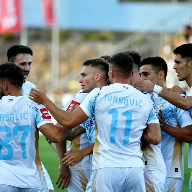 &lt;p&gt;Rijeka, 040824.&lt;br&gt;
Stadion Rujevica.&lt;br&gt;
Utakmica 1. kola SuperSport HNL-a, Rijeka - Lokomotiva&lt;br&gt;
Na fotografiji: slavlje Rijeke, Marco Pasalic, Toni Fruk.&lt;br&gt;