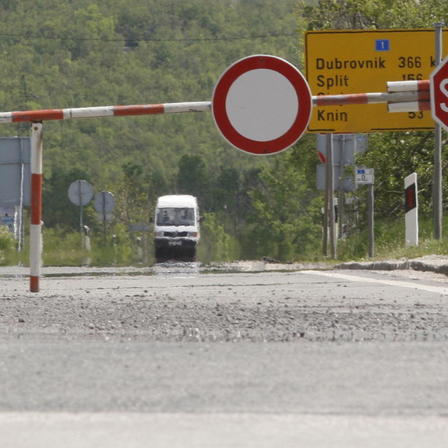 &lt;p&gt;Državna cesta od Drniša prema Kninu danas će se dvaput zatvarati&lt;/p&gt;