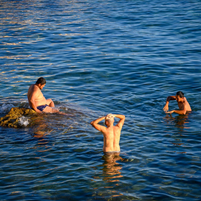 &lt;p&gt;Dubrovnik, 270724.&lt;br&gt;
Popodnevni djir setalistem i plazom u Zupi dubrovackoj.&lt;br&gt;