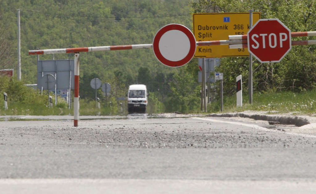 &lt;p&gt;Državna cesta od Drniša prema Kninu danas će se dvaput zatvarati&lt;/p&gt;