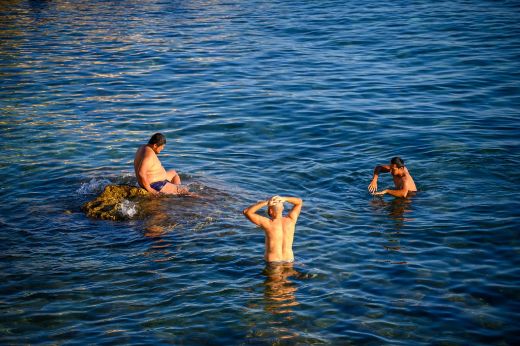 &lt;p&gt;Dubrovnik, 270724.&lt;br&gt;
Popodnevni djir setalistem i plazom u Zupi dubrovackoj.&lt;br&gt;