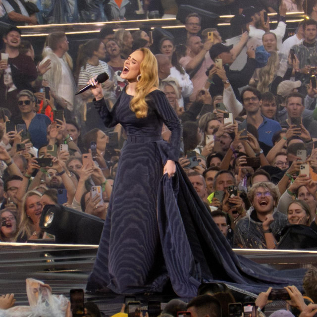 &lt;p&gt;Adele&lt;/p&gt;