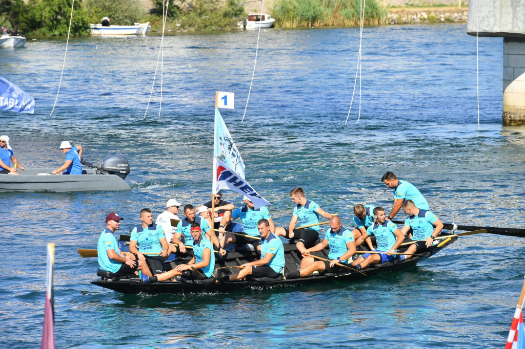 &lt;p&gt;Od Metkovića preko Opuzena do Ploča, danas se održava 27. Maraton lađa na Neretvi&lt;/p&gt;