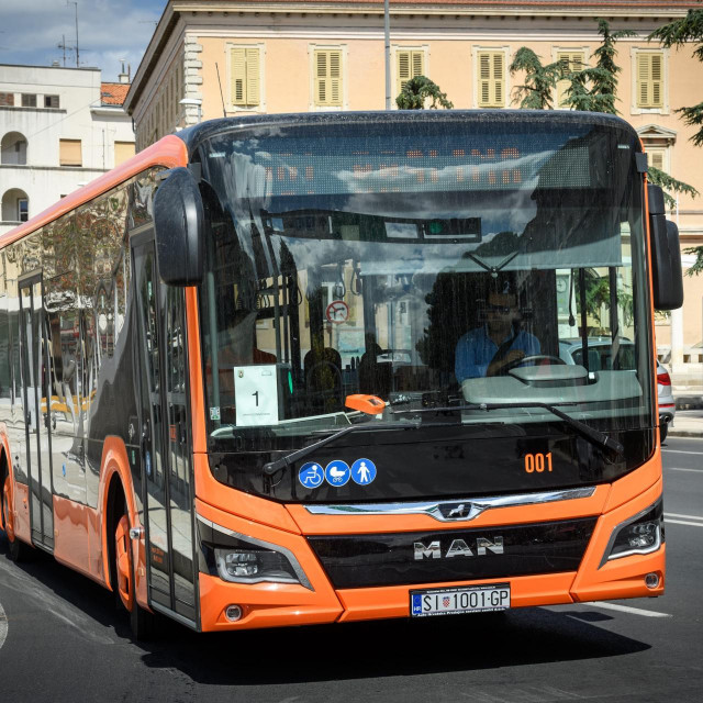 &lt;p&gt;Povodom proslave blagdana Velike Gospe u Vrpolju, Gradski parking će organizirati prijevoz i do svetišta u Vrpolju&lt;/p&gt;