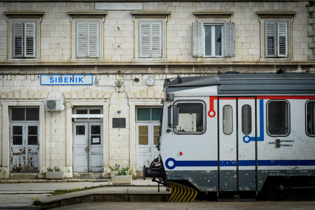 &lt;p&gt;Zeljeznicki kolodvor u Sibeniku.&lt;br&gt;
 &lt;/p&gt;