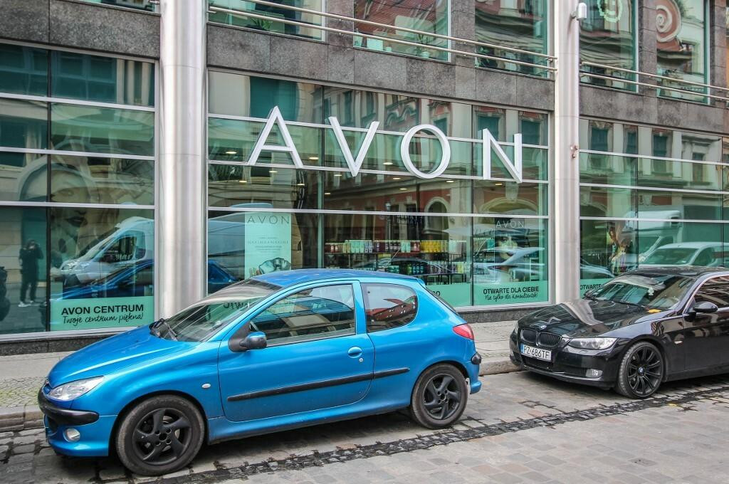 &lt;p&gt;Avon, kompanija stara 135-godina, ima 1,3 milijarde dolara duga koji ne može platiti&lt;/p&gt;