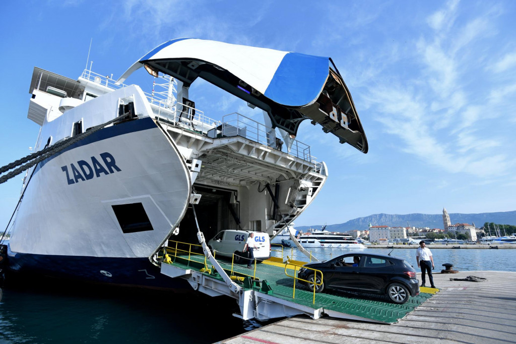 &lt;p&gt;Trajekt Zadar u splitskoj luci&lt;/p&gt;