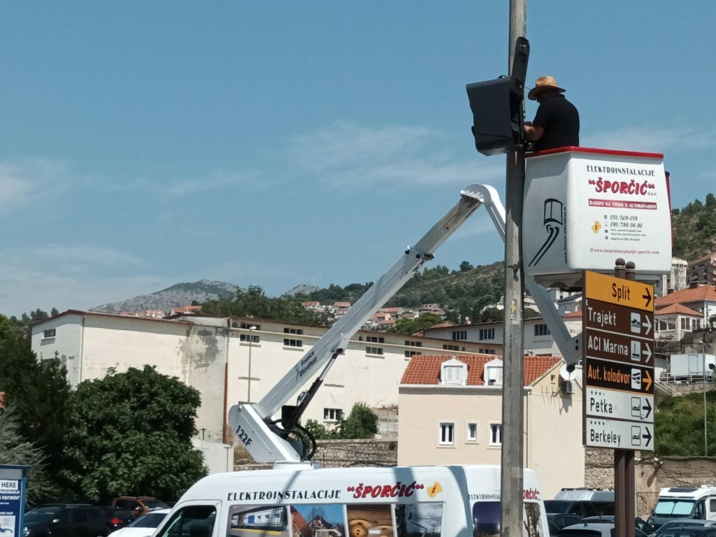 &lt;p&gt;Postavljanje kamere u Vukovarskoj ulici&lt;/p&gt;