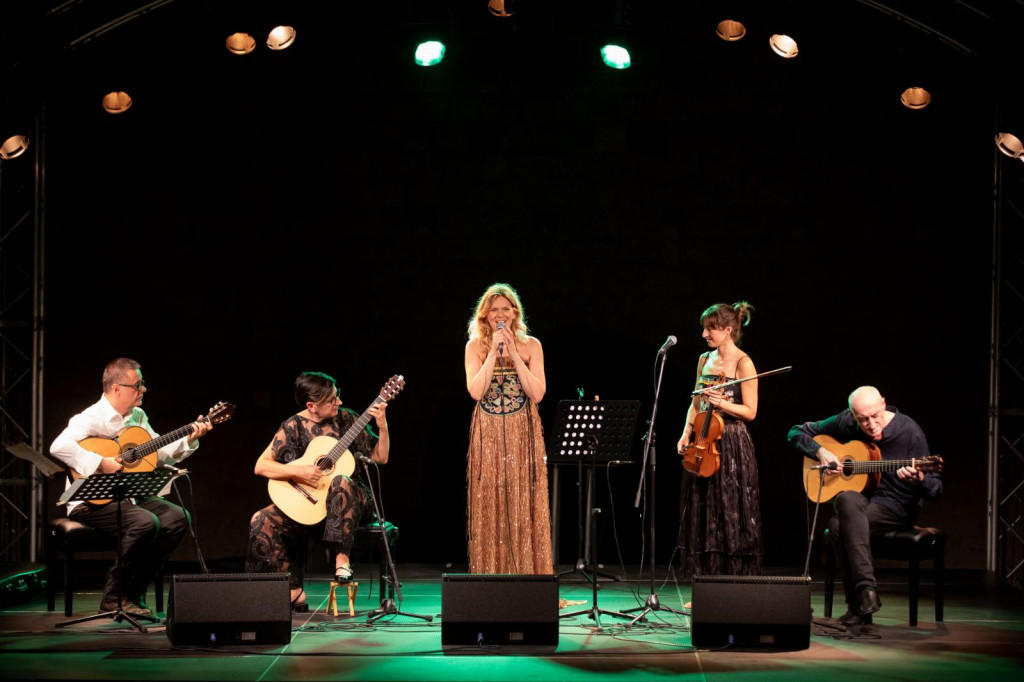 &lt;p&gt;Edin Karamazov, Melita Ivković, Dina Bušić, Yvette Holzwarth i Miroslav Tadić&lt;/p&gt;