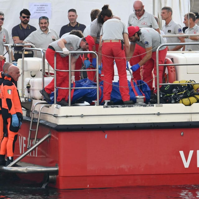 &lt;p&gt;Talijanska obalna straža pronašla je i identificirala šest tijela s potonule jedrilice&lt;/p&gt;