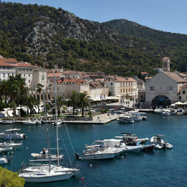 &lt;p&gt;Hvar&lt;/p&gt;