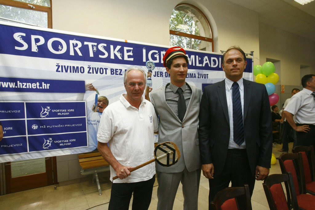 &lt;p&gt;sir Sven Goran Eriksson, Zdravko Marić i Damir Grgić&lt;/p&gt;