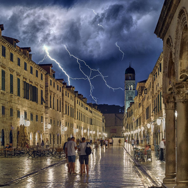 &lt;p&gt;‘Lovac na munje‘ Daniel Pavlinović fotografira fascinantne prizore&lt;/p&gt;