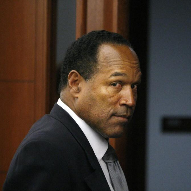 &lt;p&gt;O.J. Simpson napušta sudnicu u rujnu 2008. godine u Las Vegasu&lt;/p&gt;