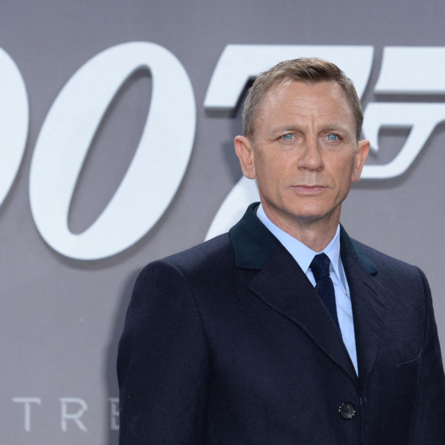 &lt;p&gt;Daniel Craig&lt;/p&gt;