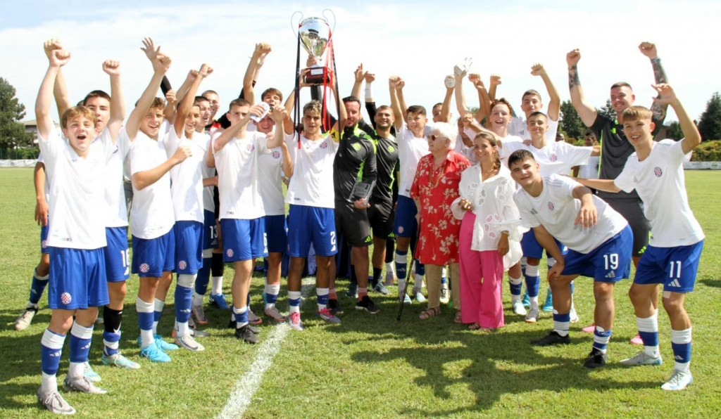 &lt;p&gt;Splitski Hajduk pobjednik XII. Trofeja ‘Nardino Previdi‘&lt;/p&gt;