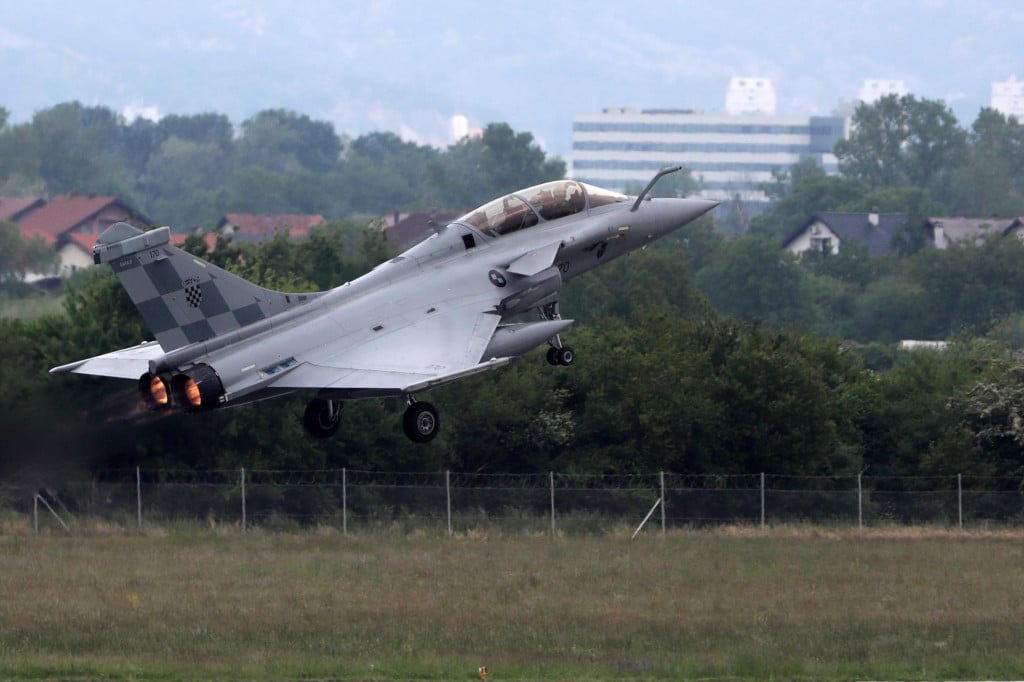 &lt;p&gt;Borbeni zrakoplovi Rafale, koje su kupile Hrvatska i Srbija, postali su simbol utrke u naoružavanju dviju država&lt;/p&gt;