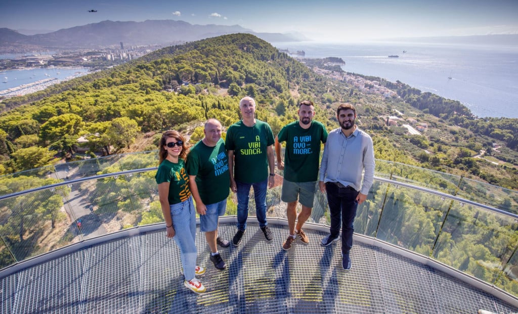 &lt;p&gt;Antonija Eremut Erceg, Antonio Kuzmanić, Ivica Puljak, Bojan Ivošević i Stipe Čogelja na otvorenju nove promatračnice na Marjanu&lt;/p&gt;