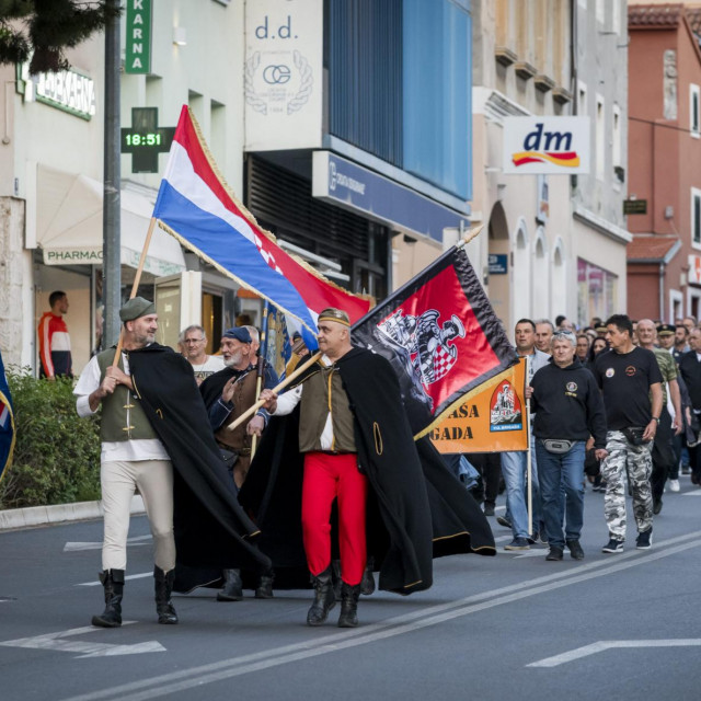 &lt;p&gt;Program obilježavanja 33. obljetnice Spomendana Rujanskog rata započinje u nedjelju, 15. rujna, komemoracijom na Velikoj Glavi, u spomen na poginule branitelje skradinskog zaleđa.&lt;/p&gt;