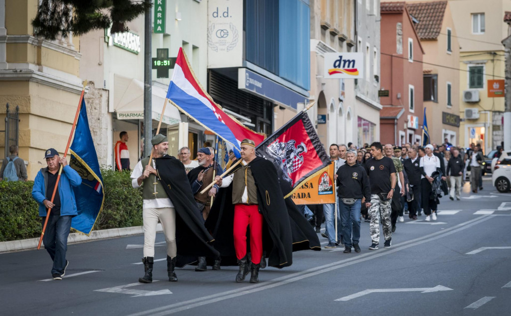 &lt;p&gt;Program obilježavanja 33. obljetnice Spomendana Rujanskog rata započinje u nedjelju, 15. rujna, komemoracijom na Velikoj Glavi, u spomen na poginule branitelje skradinskog zaleđa.&lt;/p&gt;