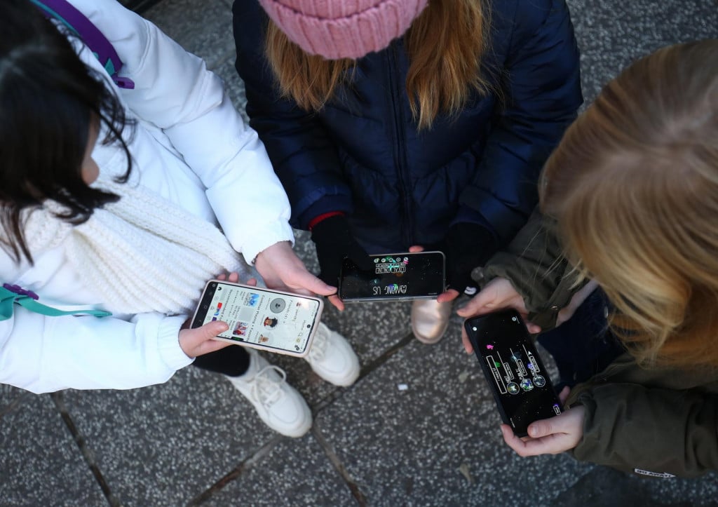 &lt;p&gt;Poguban utjecaj mobitela na djecu - više nisu u stanju zadržati pozornost duže od 15 minuta&lt;/p&gt;