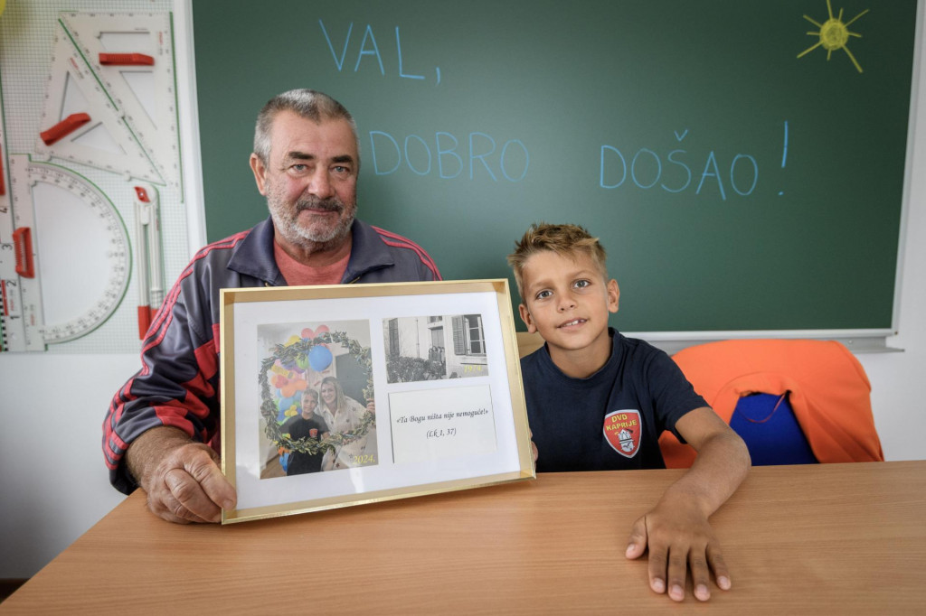 &lt;p&gt;Goran Jelovčić, posljedni učenik skole prije 50 godina i Val Mudronja&lt;/p&gt;