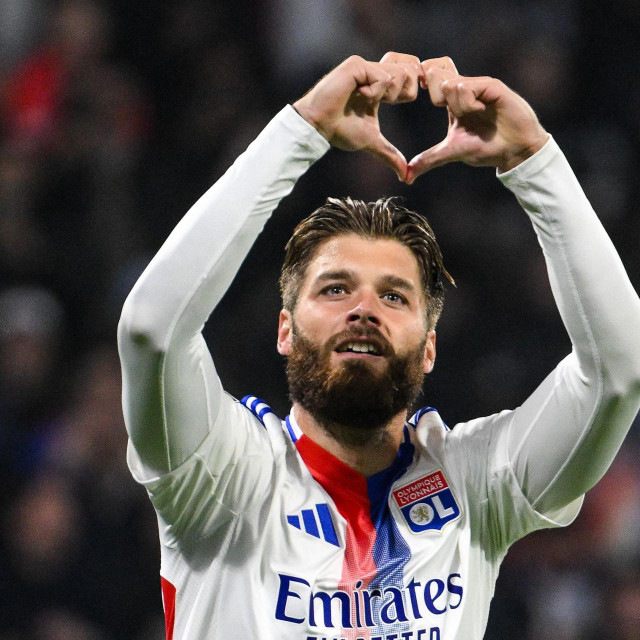 &lt;p&gt;TOPSHOT - Lyon‘s Croatian defender #55 Duje Caleta-Car celebrates scoring his team‘s first goal during the French L1 football match between Olympique Lyonnais (OL) and Olympique de Marseille at The Groupama Stadium in Decines-Charpieu, central-eastern France, on September 22, 2024. (Photo by JEFF PACHOUD/AFP)&lt;/p&gt;