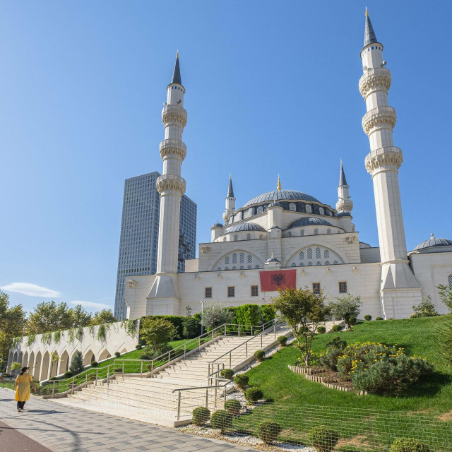 &lt;p&gt;Džamija u glavnom gradu Albanije - Tirani&lt;/p&gt;