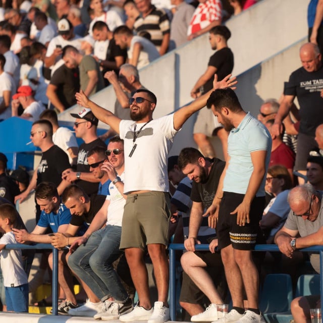 &lt;p&gt;Zadar, 160624.&lt;br&gt;
Stadion Stanovi.&lt;br&gt;
Utakmica za ulazak u 2. HNL, NK Zadar - NK Segesta Sisak.&lt;br&gt;
Na fotografiji: utakmica.&lt;br&gt;