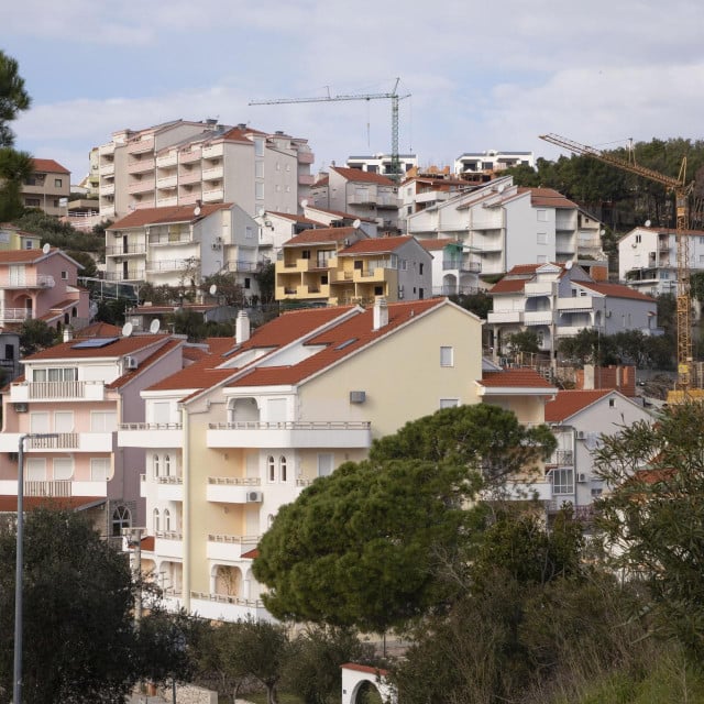 &lt;p&gt;Gledat će se i potrošnja struje, vode, plina u svakoj stambenoj jedinici - Okrug Gornji na Čiovu&lt;/p&gt;