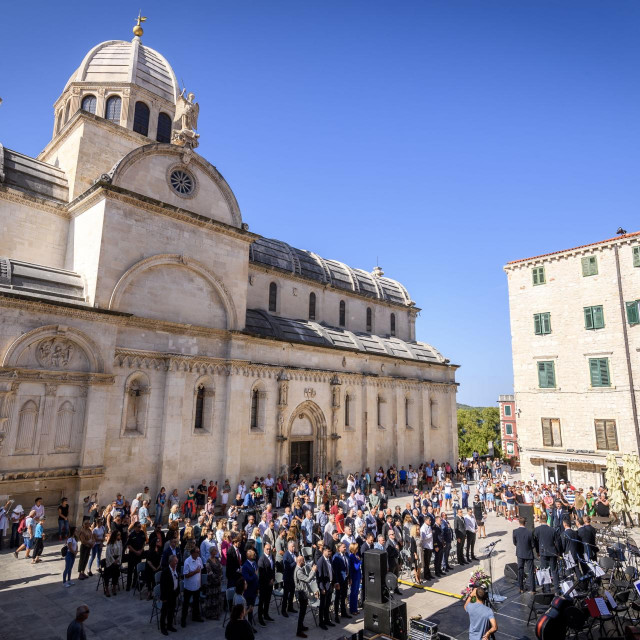 &lt;p&gt; &lt;/p&gt;

&lt;p&gt;&lt;br&gt;
Svecana sjednica Gradskog vijeca povodom obiljezavanja Dana grada Sibenika, na kojoj su dodjeljene nagrade i priznanja zasluznim gradjanima.&lt;/p&gt;

&lt;p&gt; &lt;/p&gt;