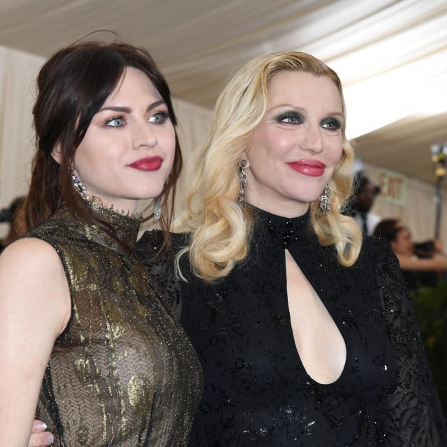 &lt;p&gt;Frances Bean Cobain I Courtney Love&lt;/p&gt;