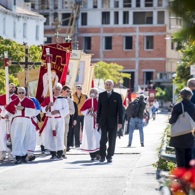 &lt;p&gt;Sibenik, 290924.&lt;br&gt;
Procesijom i Svetom misom proslavljen je Dan grada Sibenika i blagdan Sveti Mihovil. Sredisnje misno slavlje predvodio je Zadarski nadbiskup Milan Zgrablic.&lt;br&gt;