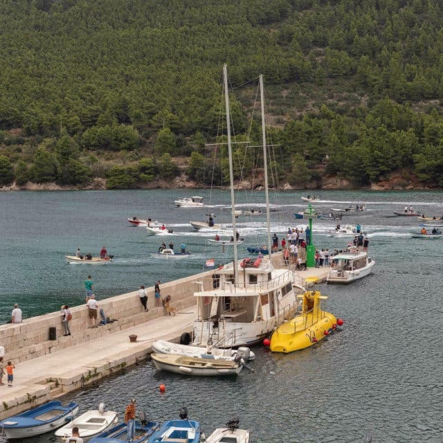 &lt;p&gt;U organizaciji Udruge za sporski ribolov Kjerna iz Žuljane na Pelješcu, održana je prva Žuljanska lignjada&lt;/p&gt;