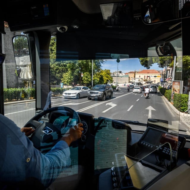 &lt;p&gt;Biciklisti u centru Šibenika sutra bi mogli uzrokovati kašnjenje autobusa&lt;/p&gt;