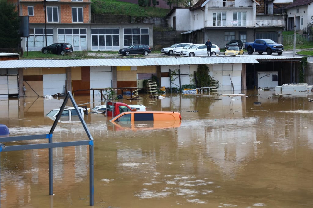 &lt;p&gt;Prizori iz Kiseljaka, koji je također teško pogođen poplavama&lt;/p&gt;