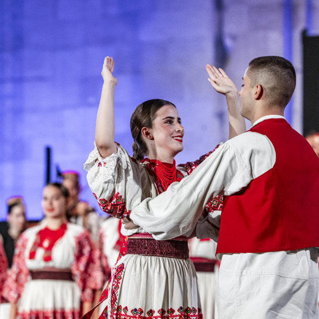 &lt;p&gt;Folklorni ansambl Linđo upisuje nove članove&lt;/p&gt;