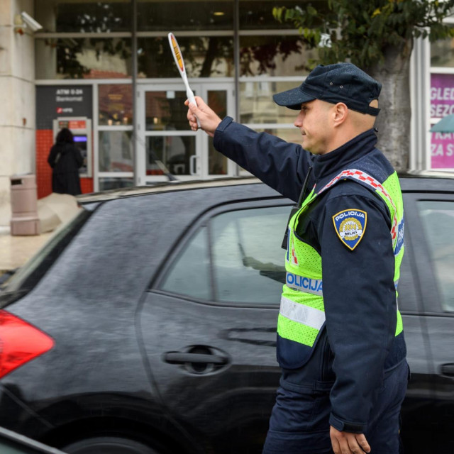 &lt;p&gt;Na izlazu s autoceste u smjeru Vodica muškarac uhvaćen sa 150 kilograma duhana&lt;/p&gt;