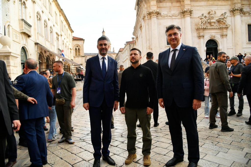 &lt;p&gt;Mato Franković, Andrej Plenković i Volodimir Zelenski na Stradunu nakon dubrovačkog samita&lt;br&gt;
 &lt;/p&gt;