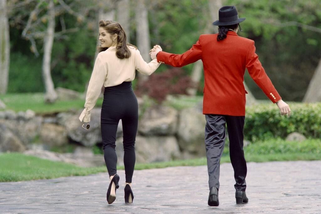 &lt;p&gt;Lisa Marie Presley i njezin suprug Michael Jackson 1995. godine  u Neverlandu u Los Angelesu&lt;/p&gt;