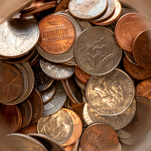 &lt;p&gt;US change money in a jar. Top view&lt;/p&gt;