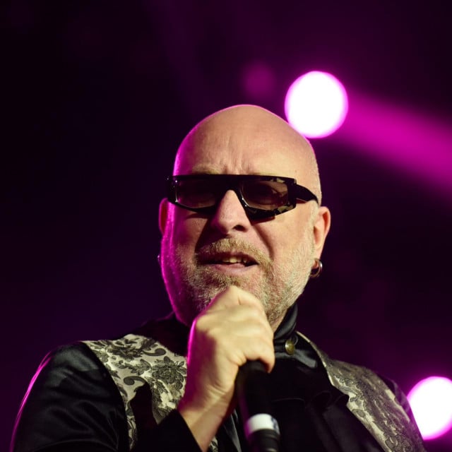 &lt;p&gt;Mario Biondi&lt;/p&gt;