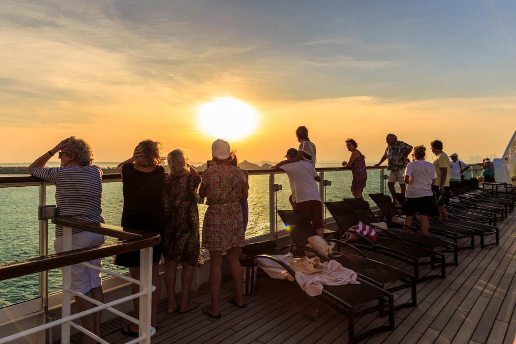 &lt;p&gt;Umirovljenici su se izborili bar za - još rada! Hoće li raditi da bi preživjeli ili možda zato da bi i oni, poput umirovljenika u razvijenim zemljama, uživali na turističkim krstarenjima?&lt;/p&gt;