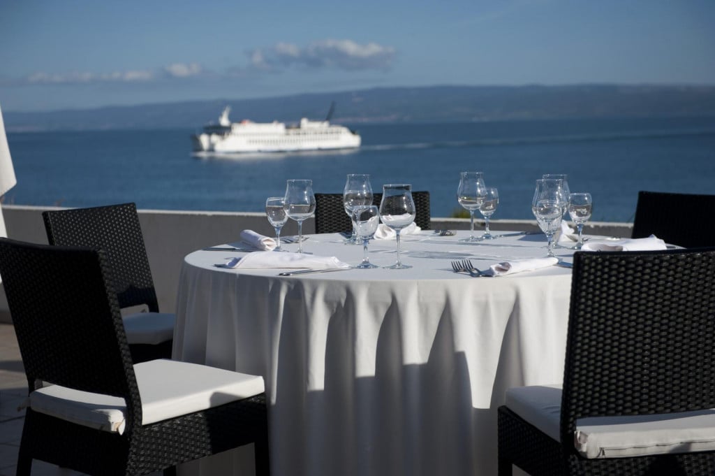 &lt;p&gt;Detalj s terase restorana Adriatic Grašo&lt;br&gt;
&lt;br&gt;
&lt;br&gt;
&lt;br&gt;
&lt;br&gt;
&lt;br&gt;
&lt;br&gt;
&lt;br&gt;
&lt;br&gt;
&lt;br&gt;
&lt;br&gt;
&lt;br&gt;
&lt;br&gt;
&lt;br&gt;
&lt;br&gt;
&lt;br&gt;
&lt;br&gt;
&lt;br&gt;
 &lt;/p&gt;