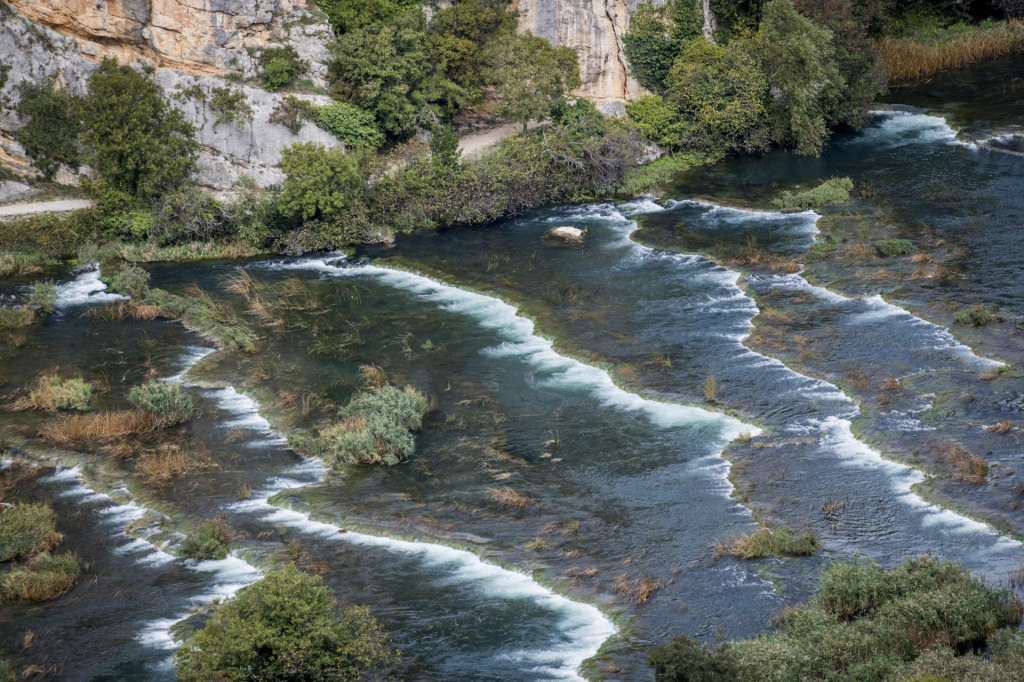 &lt;p&gt;Pogled i panorama Roškog slapa u NP Krka&lt;/p&gt;