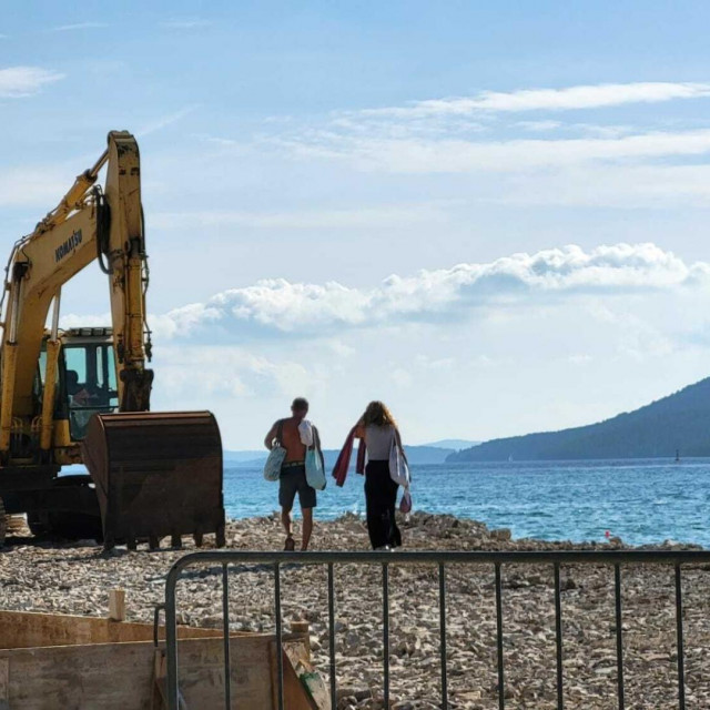 &lt;p&gt;Do početka ljeta sljedeće godine kupači na Jadriji imat će obnovljenu obalu i plažu&lt;/p&gt;