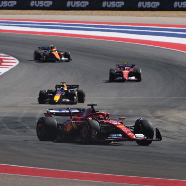 &lt;p&gt;AUSTIN, TEXAS - OCTOBER 20: Charles Leclerc of Monaco driving the (16) Ferrari SF-24 leads Max Verstappen of the Netherlands driving the (1) Oracle Red Bull Racing RB20 on track during the F1 Grand Prix of United States at Circuit of The Americas on October 20, 2024 in Austin, Texas. Mark Sutton/Getty Images/AFP (Photo by Mark Sutton/GETTY IMAGES NORTH AMERICA/Getty Images via AFP)&lt;/p&gt;